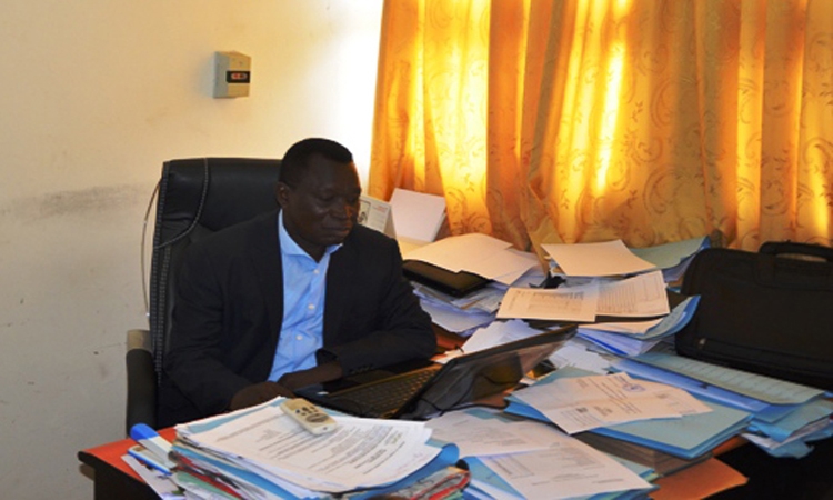 Secrétaire Chargé de la Recherche  Makutu Ma Ngwayaya,  Dr. Sc., Lubumbashi, 90, Géologie (Pétrologie), Professeur ordinaire